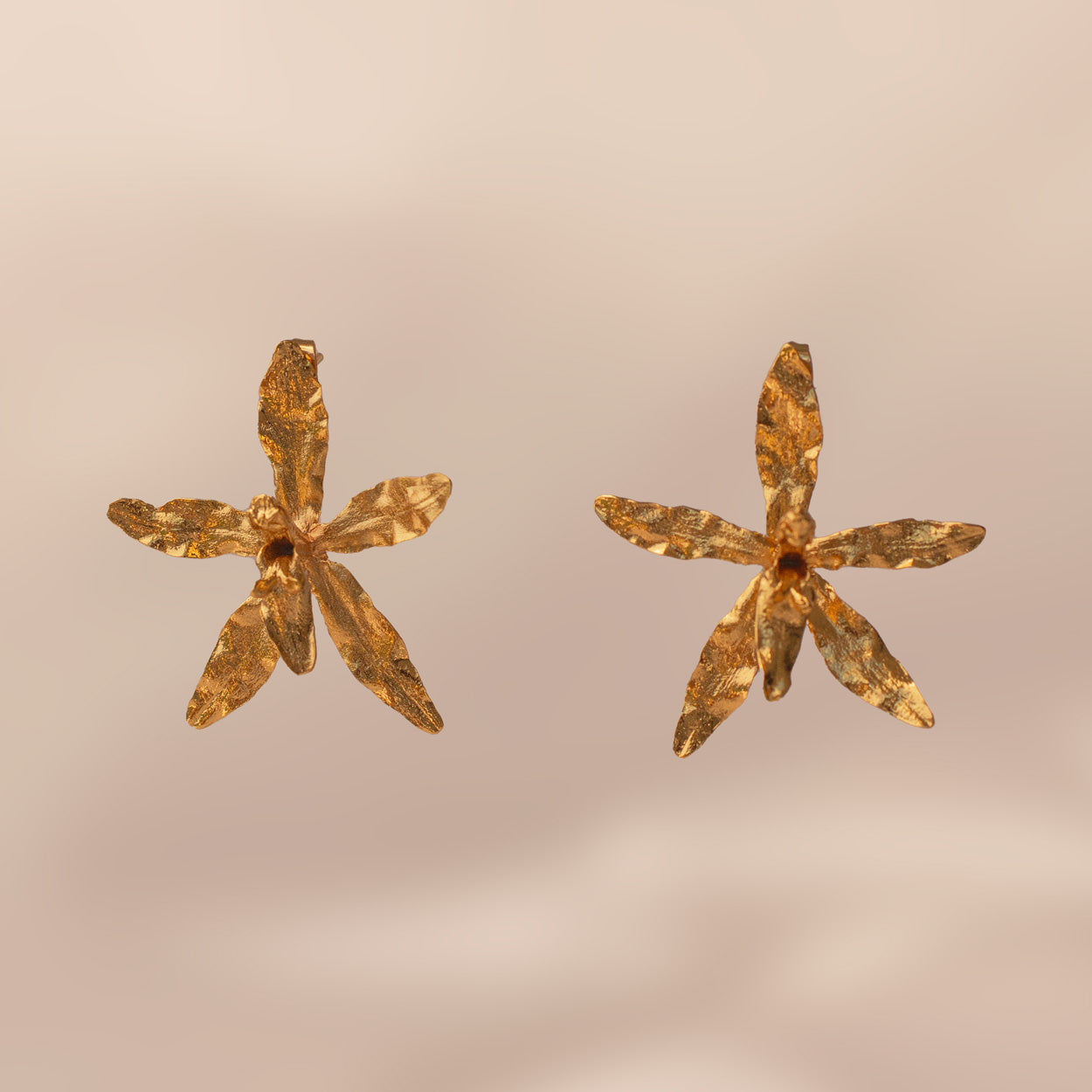 Sustainable Orchid Oncidium Maculatum Earrings with organic casting technique and luxurious gold plating