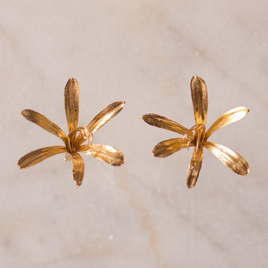 Elegant Agapanthus Lily Stud Earrings plated in 24K gold, capturing the grace of natural beauty in a sophisticated design