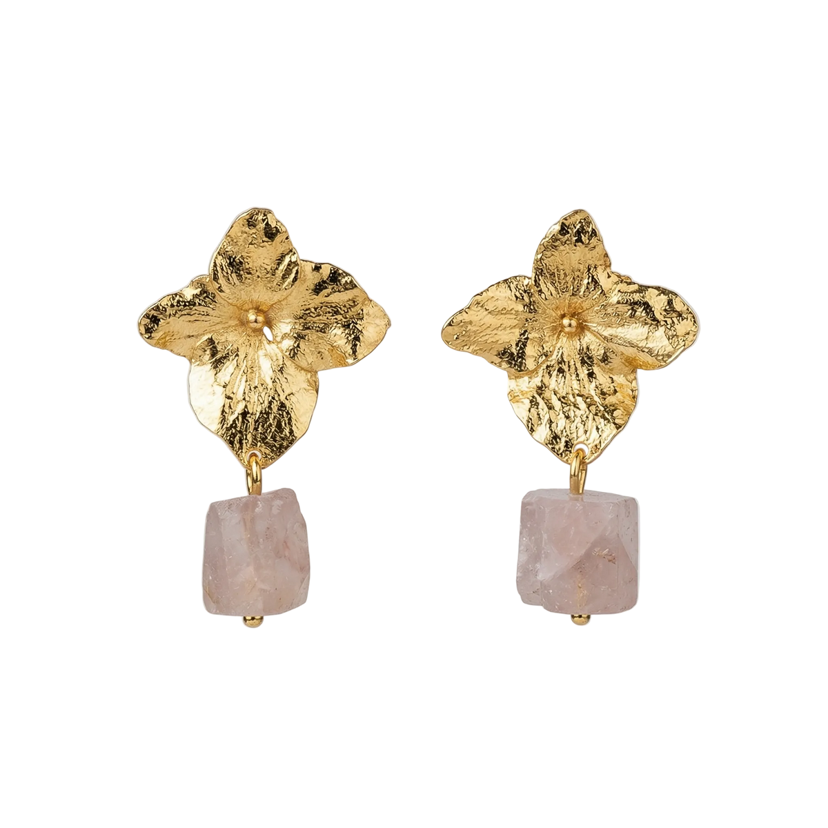 Aretes topo de hortensia real inmortalizada en oro 24k con cuarzo en bruto, joyería botánica artesanal colombiana