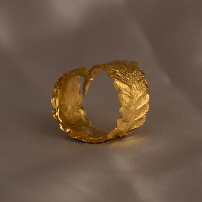 Luxurious Cinnamon Fern Ring in 24K gold plating, a unique testament to the beauty and individuality of nature