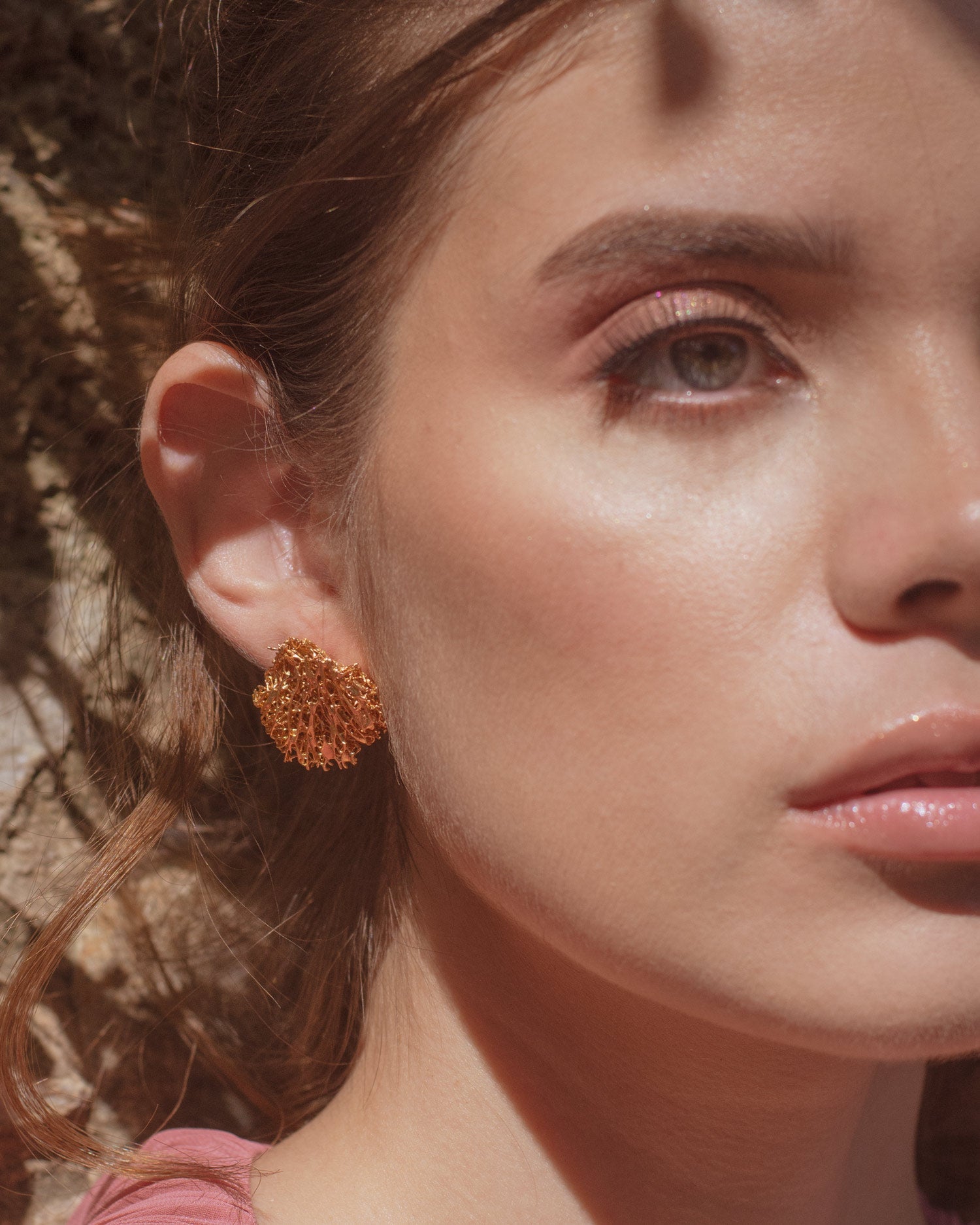 Unique Luffa Stud Earrings in 24K gold plating, combining art, nature, and sustainability in a stunning fashion statement.