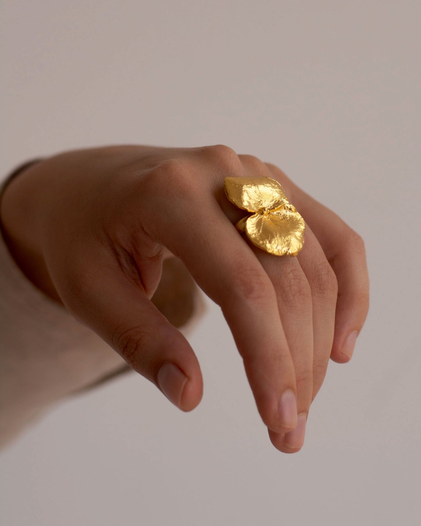 Unique Immortalized Eucalyptus Leaf Ring in 24K gold plating, reflecting the freshness and serenity of nature in a piece of sustainable jewelry