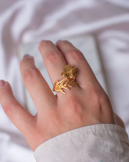 Hydrangea & Pine Leaf Ring