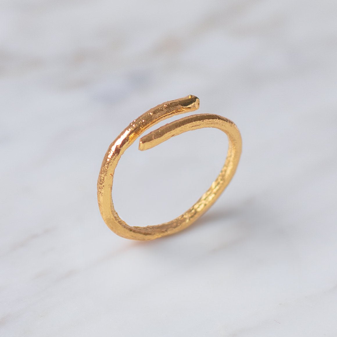 Elegant Twig Ring in 24K gold plating, a unique piece that brings the beauty of nature into artisanal sophistication